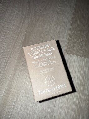 Youth To The People Superberry Hydrate + Glow Dream Mask - Cream